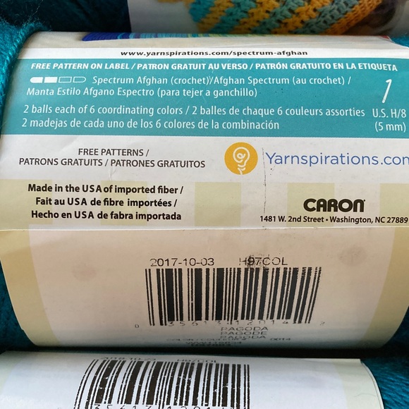 3 Skeins of Caron Simply Soft in Pagoda (Teal) - Picture 2 of 3